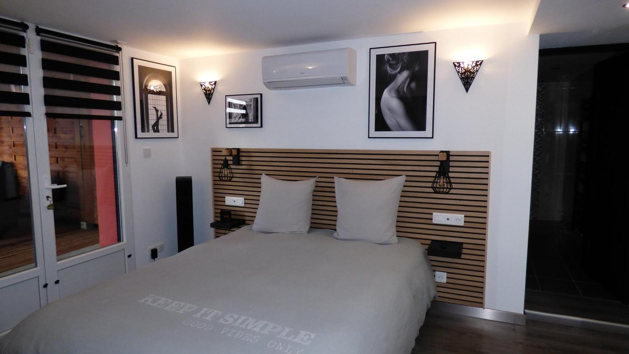 La Colline Aux Yeux Doubs Bed and Breakfast Baume-les-Dames Eksteriør billede