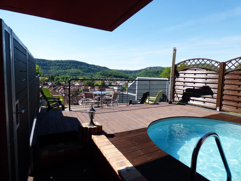 La Colline Aux Yeux Doubs Bed and Breakfast Baume-les-Dames Eksteriør billede