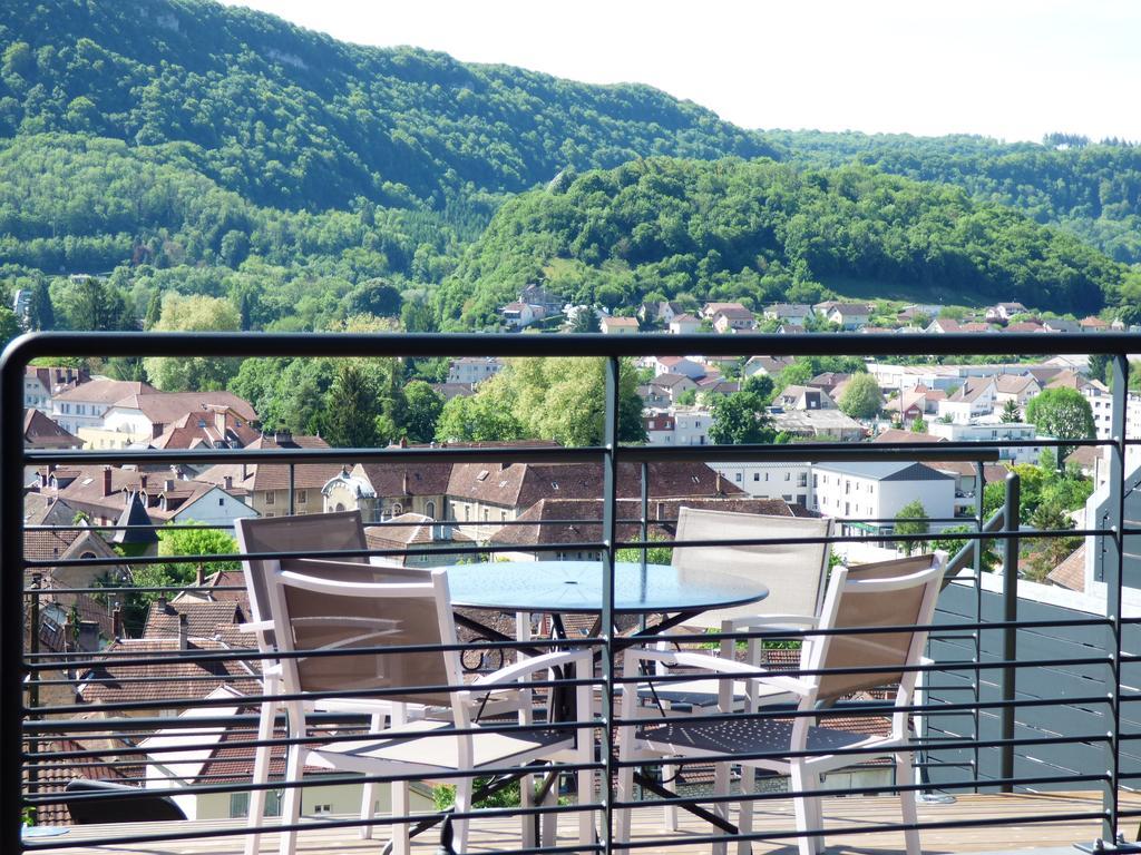 La Colline Aux Yeux Doubs Bed and Breakfast Baume-les-Dames Eksteriør billede